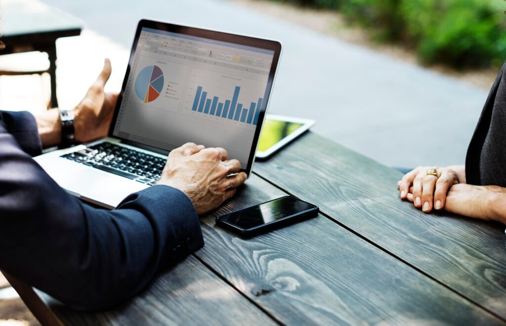 How Facebook Ads Increase Sales & Leads